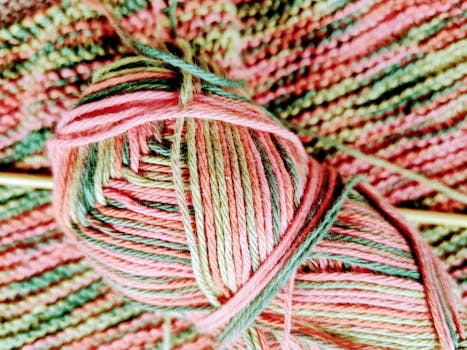 Knitted vs. Woven Fabrics: Choosing the Right Type for Your Project