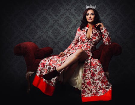 Velvet's Luxe Legacy: Decoding Its Timeless Allure in Fashion History